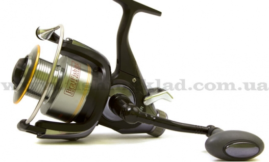 Катушка Bratfishing Fighter Baitrunner 4+1п
